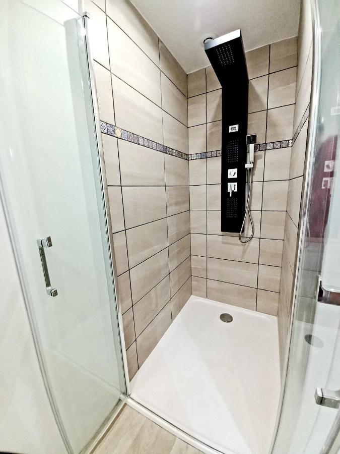L'Annexe- Guest House Avec Piscine Studio Avec Coin Chambre Rosny-sur-Seine Exteriör bild